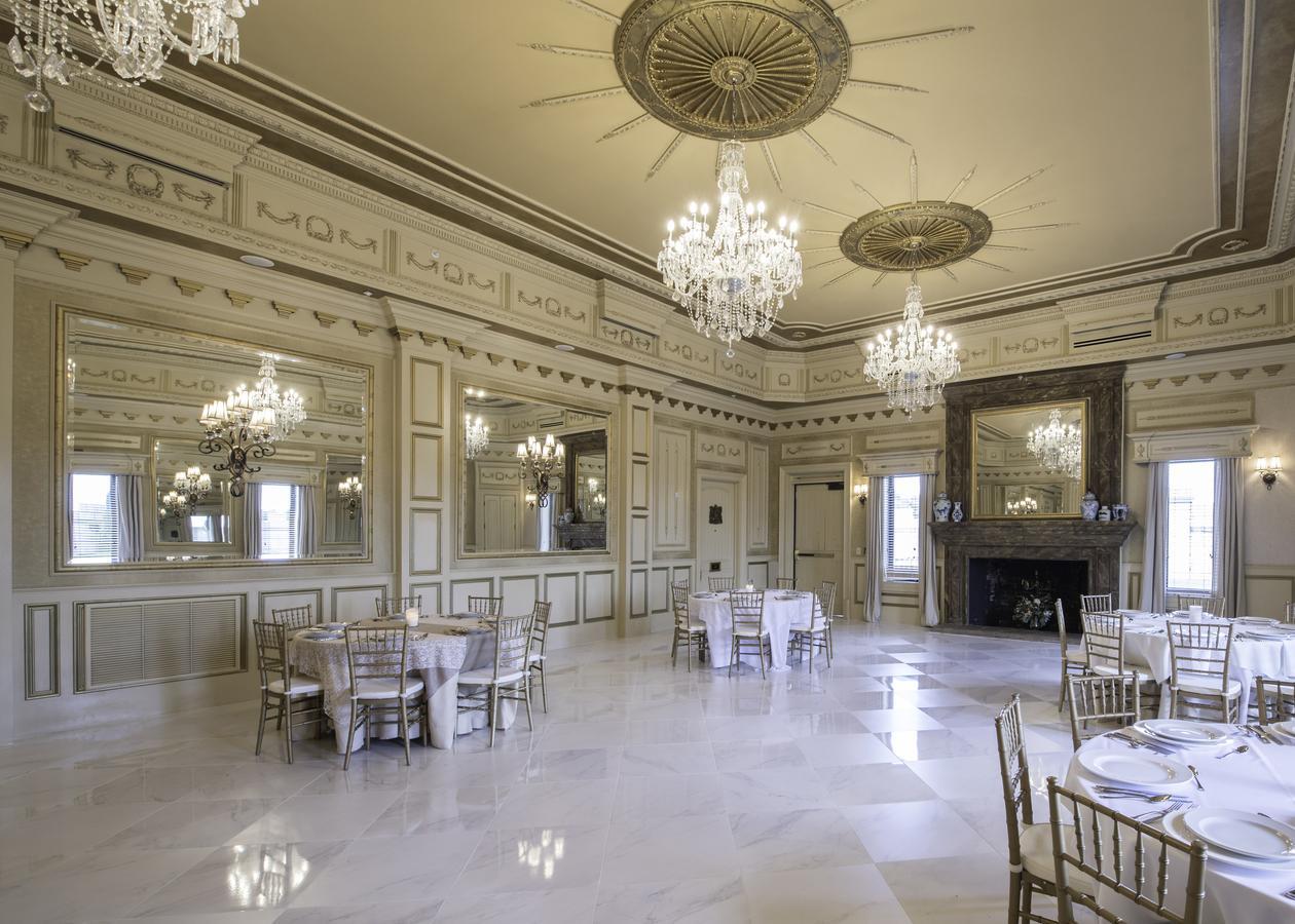 Hôtel Kentucky Castle à Versailles Extérieur photo