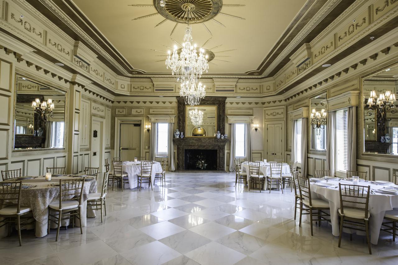Hôtel Kentucky Castle à Versailles Extérieur photo